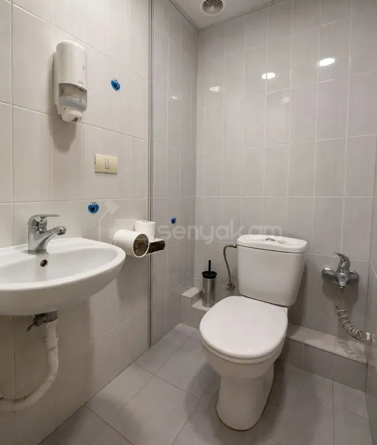 3 Սենյականոց Բնակարան, 106քմ, 8/9 հարկ, Կոսմետիկ Վերանորոգված