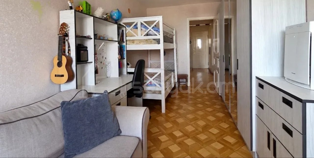 3 Սենյականոց Բնակարան, 106քմ, 8/9 հարկ, Կոսմետիկ Վերանորոգված