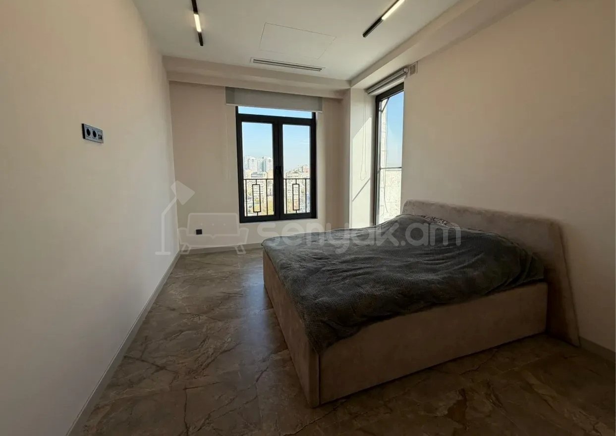 4 Սենյականոց Բնակարան, 130քմ, 17/20 հարկ, Դիզայներական Վերանորոգված