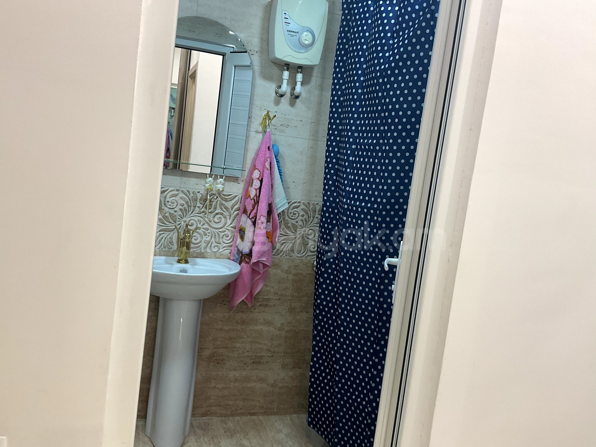 1 Սենյականոց Բնակարան Քարե Շենքում, 55քմ, 6/9 հարկ, Կապիտալ Վերանորոգված, Կահավորված