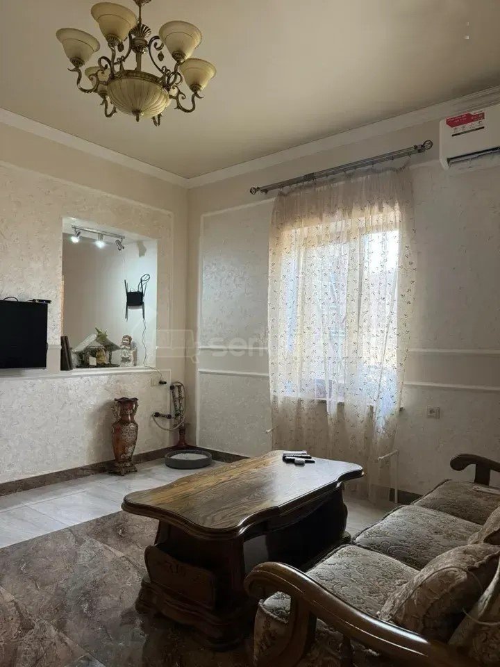 4 Սենյականոց Սեփական Տուն, 160քմ, Կոսմետիկ Վերանորոգված