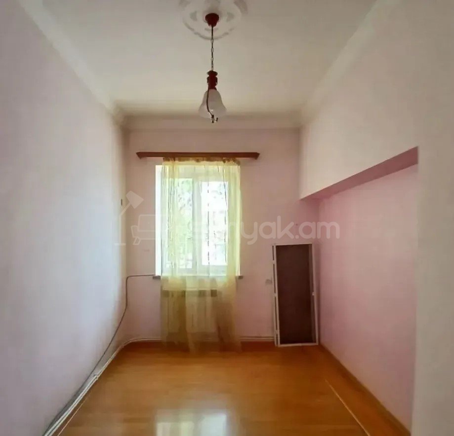 3 Սենյականոց Սեփական Տուն, 150քմ, Կոսմետիկ Վերանորոգված