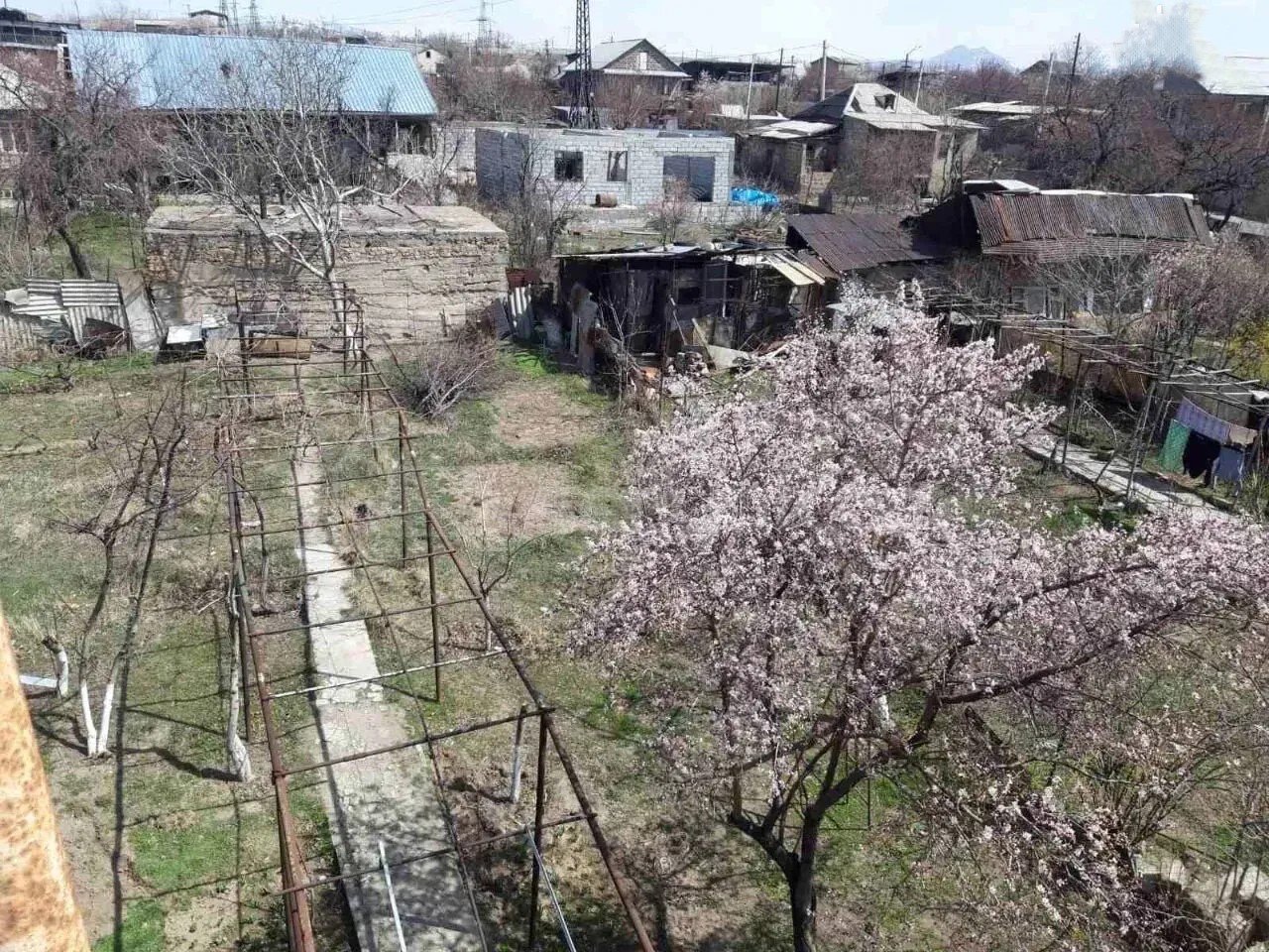 5 Սենյականոց Սեփական Տուն, 182քմ, Նորմալ Վիճակում, Ավտոտնակով