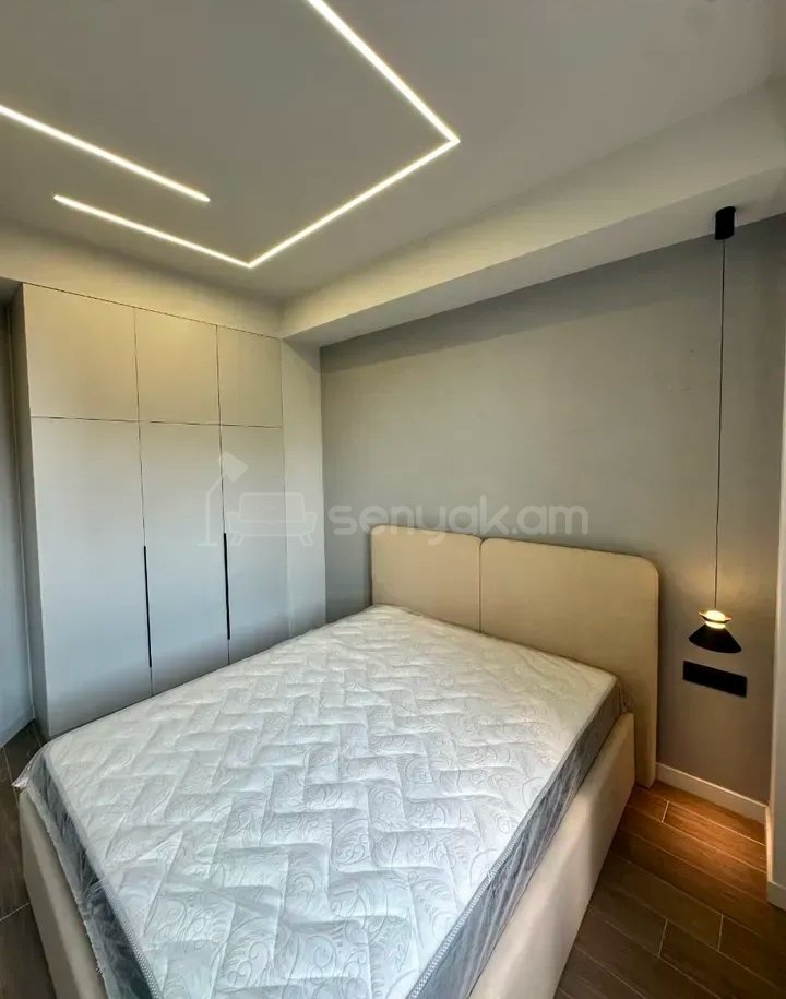 2 Սենյականոց Բնակարան Նորակառույցում, 39քմ, 11/16 հարկ, Կապիտալ Վերանորոգված