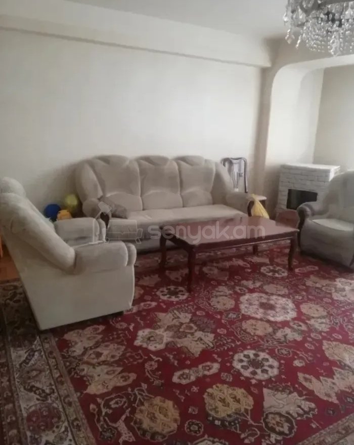 4 Սենյականոց Բնակարան, 110քմ, 3/14 հարկ, Նորմալ Վիճակում