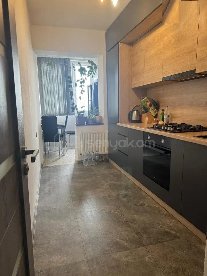 3 Սենյականոց Բնակարան Նորակառույցում, 83քմ, 9/10 հարկ, Կապիտալ Վերանորոգված