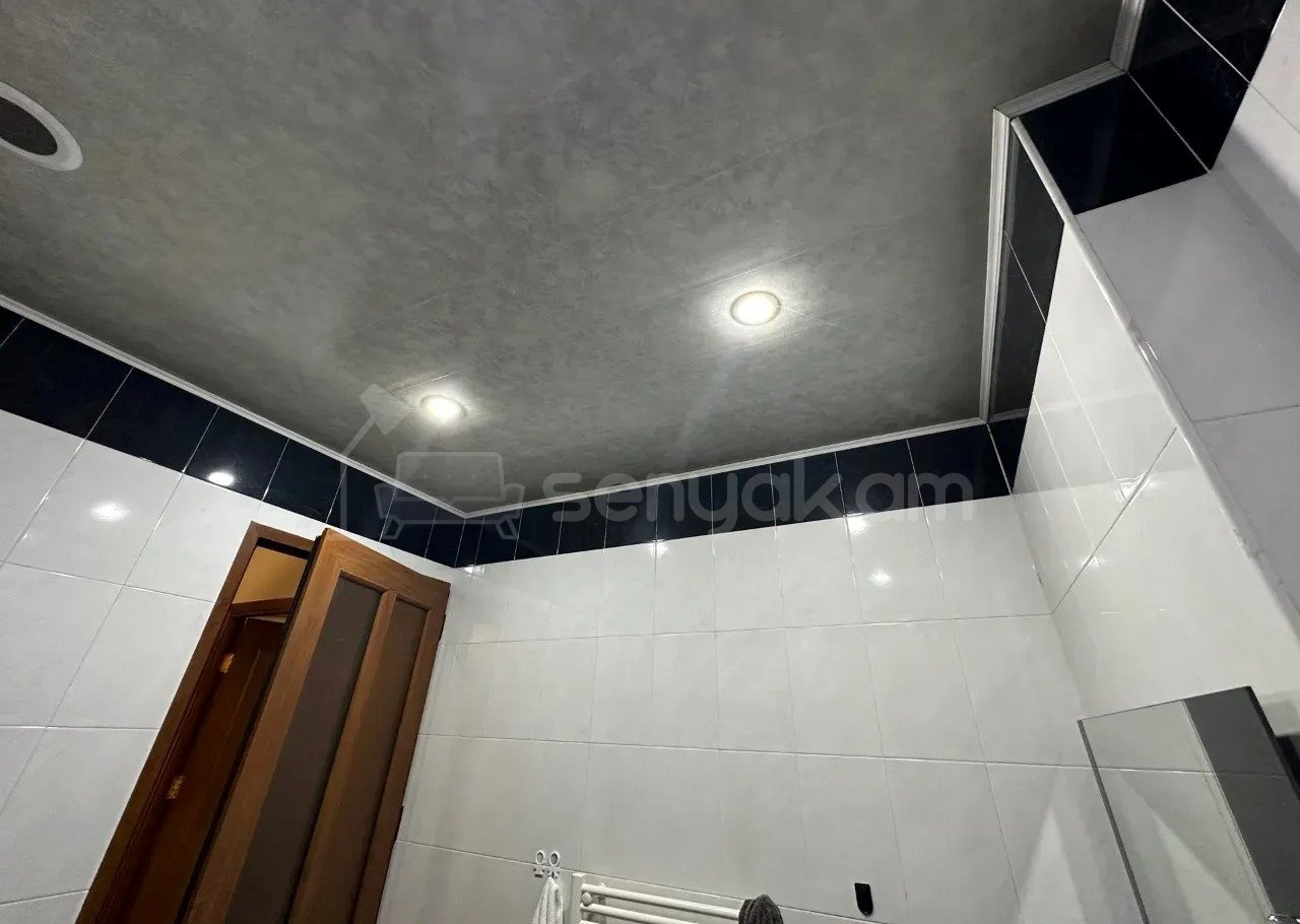 3 Սենյականոց Բնակարան Քարե Շենքում, 85քմ, 2/3 հարկ, Կապիտալ Վերանորոգված