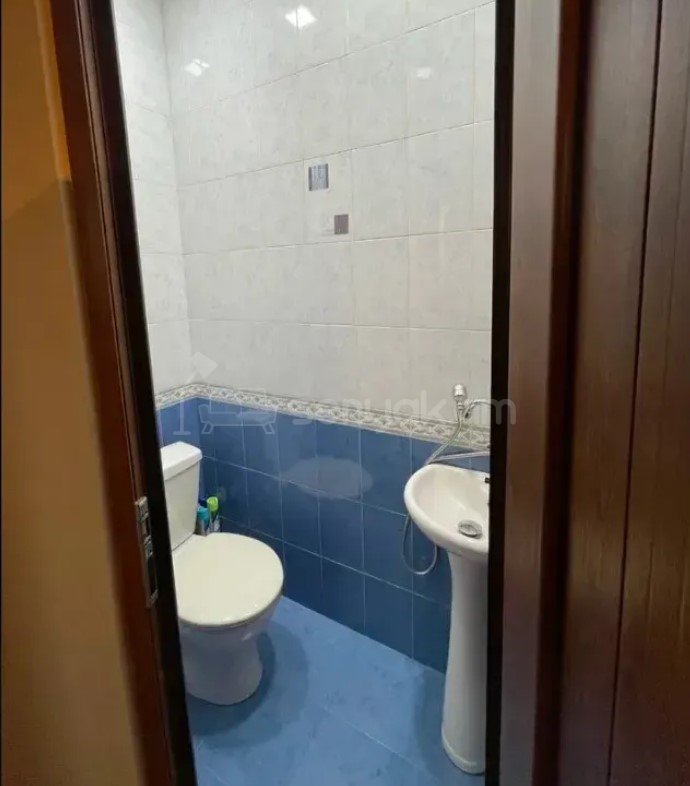 4 Սենյականոց Բնակարան, 90քմ, 10/10 հարկ, Կապիտալ Վերանորոգված, Կահավորված