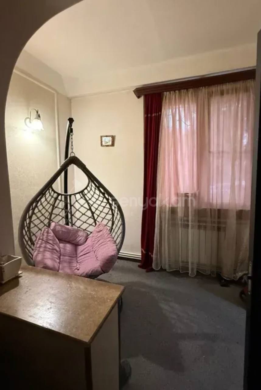 4 Սենյականոց Բնակարան, 76քմ, 1/9 հարկ, Կոսմետիկ Վերանորոգված
