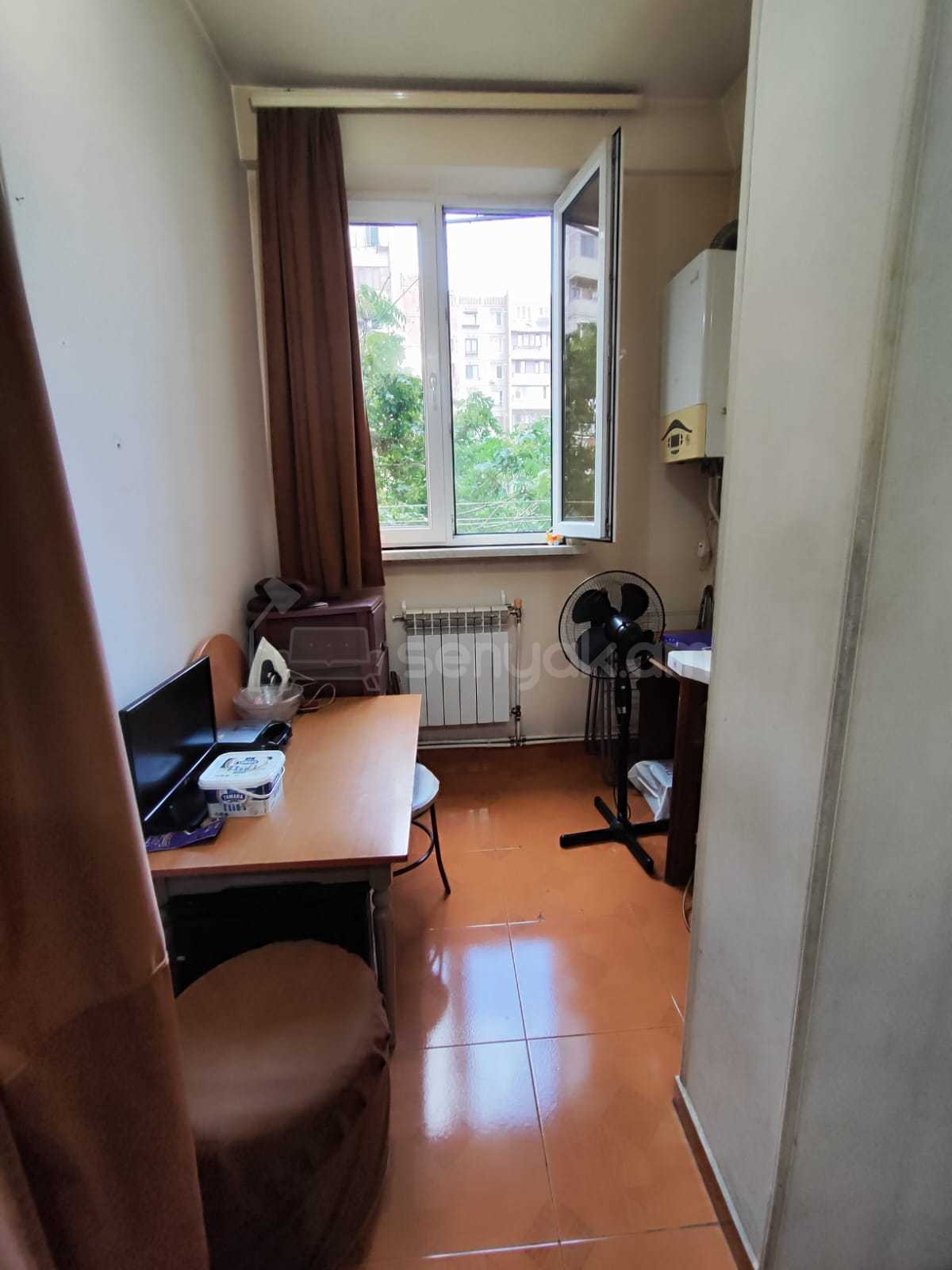 2 Սենյականոց Բնակարան, 54քմ, 3/9 հարկ, Նորմալ Վիճակում