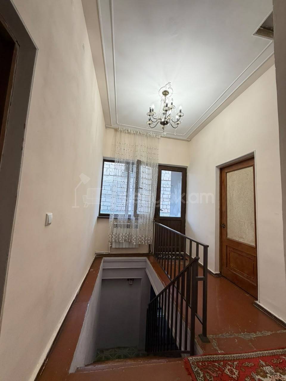 5 Սենյականոց Սեփական Տուն, 160քմ, Նորմալ Վիճակում, Կահավորված