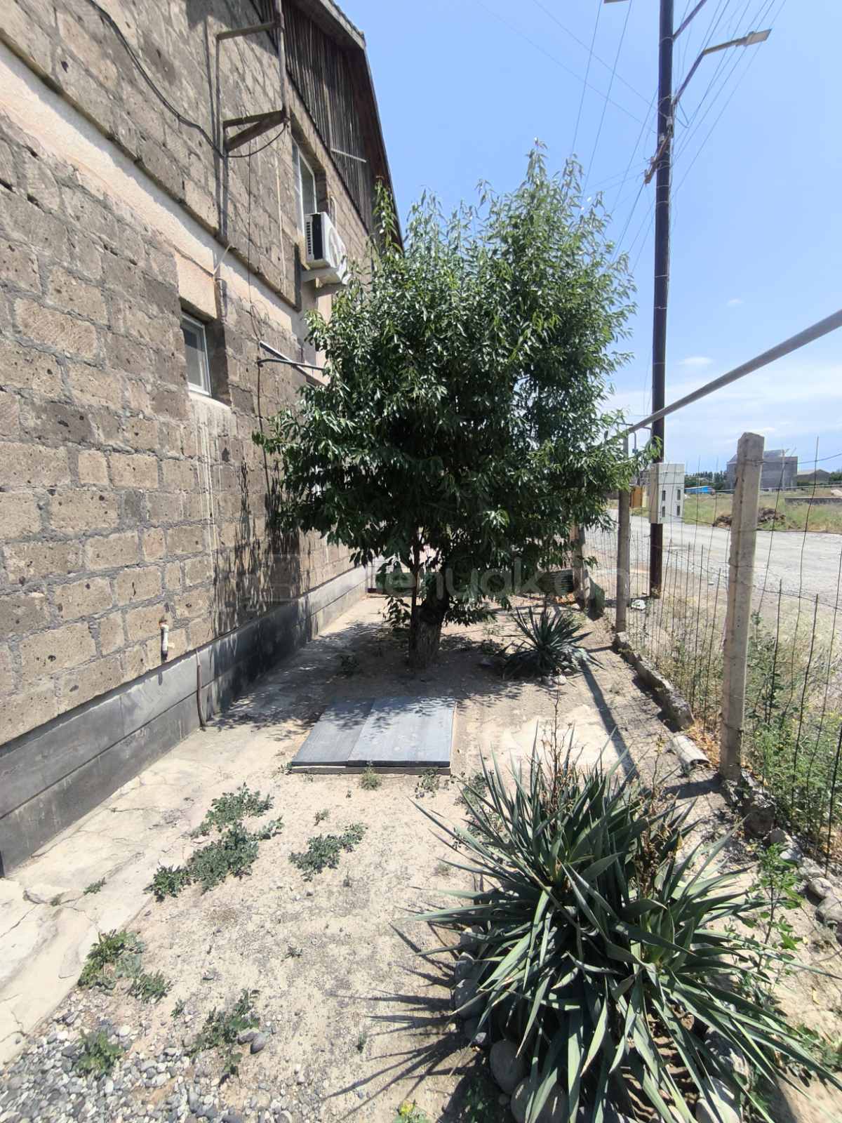 4 Սենյականոց Սեփական Տուն, 75քմ, Դիզայներական Վերանորոգված