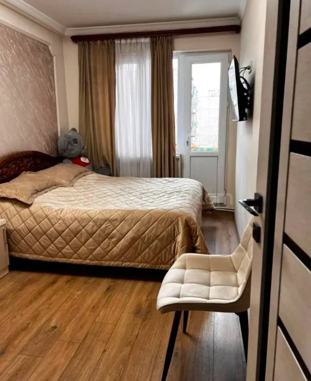 3 Սենյականոց Բնակարան, 76քմ, 6/9 հարկ, Կապիտալ Վերանորոգված, Կահավորված