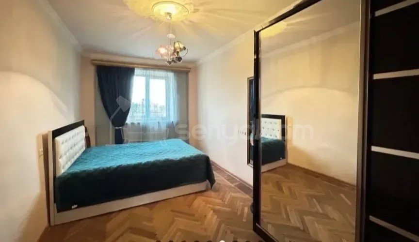 3 Սենյականոց Բնակարան Քարե Շենքում, 54քմ, 3/5 հարկ, Կոսմետիկ Վերանորոգված