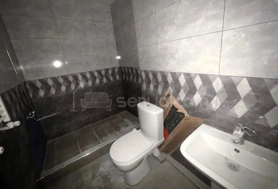 4 Սենյականոց Բնակարան Նորակառույցում, 108քմ, 11/14 հարկ, Կապիտալ Վերանորոգված