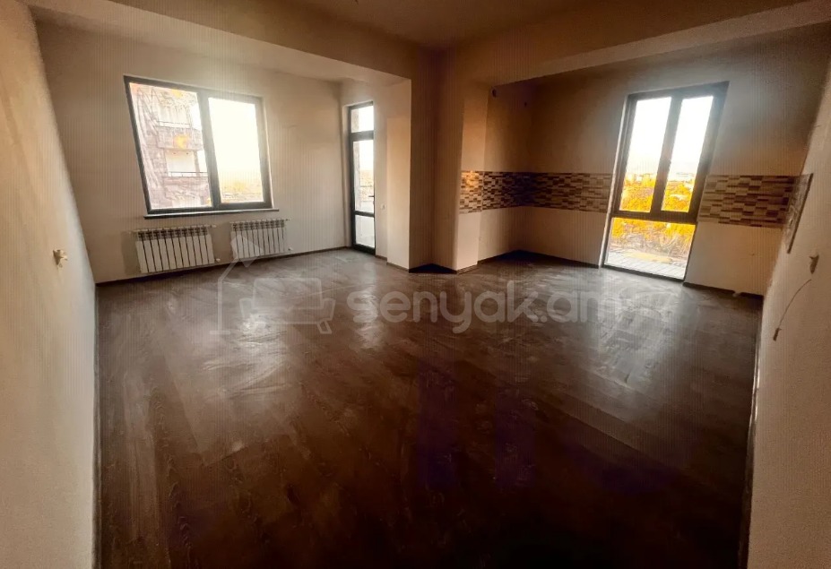 4 Սենյականոց Բնակարան Նորակառույցում, 108քմ, 11/14 հարկ, Կապիտալ Վերանորոգված