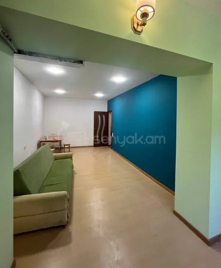 2 Սենյականոց Բնակարան Քարե Շենքում, 54քմ, 1/5 հարկ, Նորմալ Վիճակում