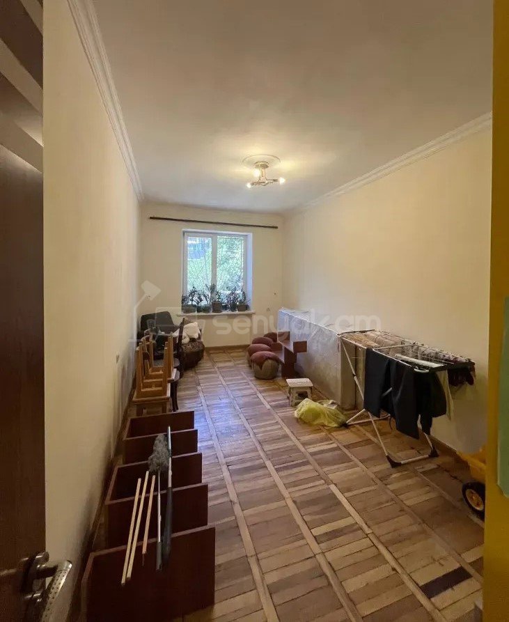 2 Սենյականոց Բնակարան Քարե Շենքում, 54քմ, 1/5 հարկ, Նորմալ Վիճակում