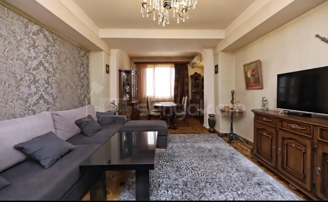 3 Սենյականոց Բնակարան, 89քմ, 8/9 հարկ, Կապիտալ Վերանորոգված