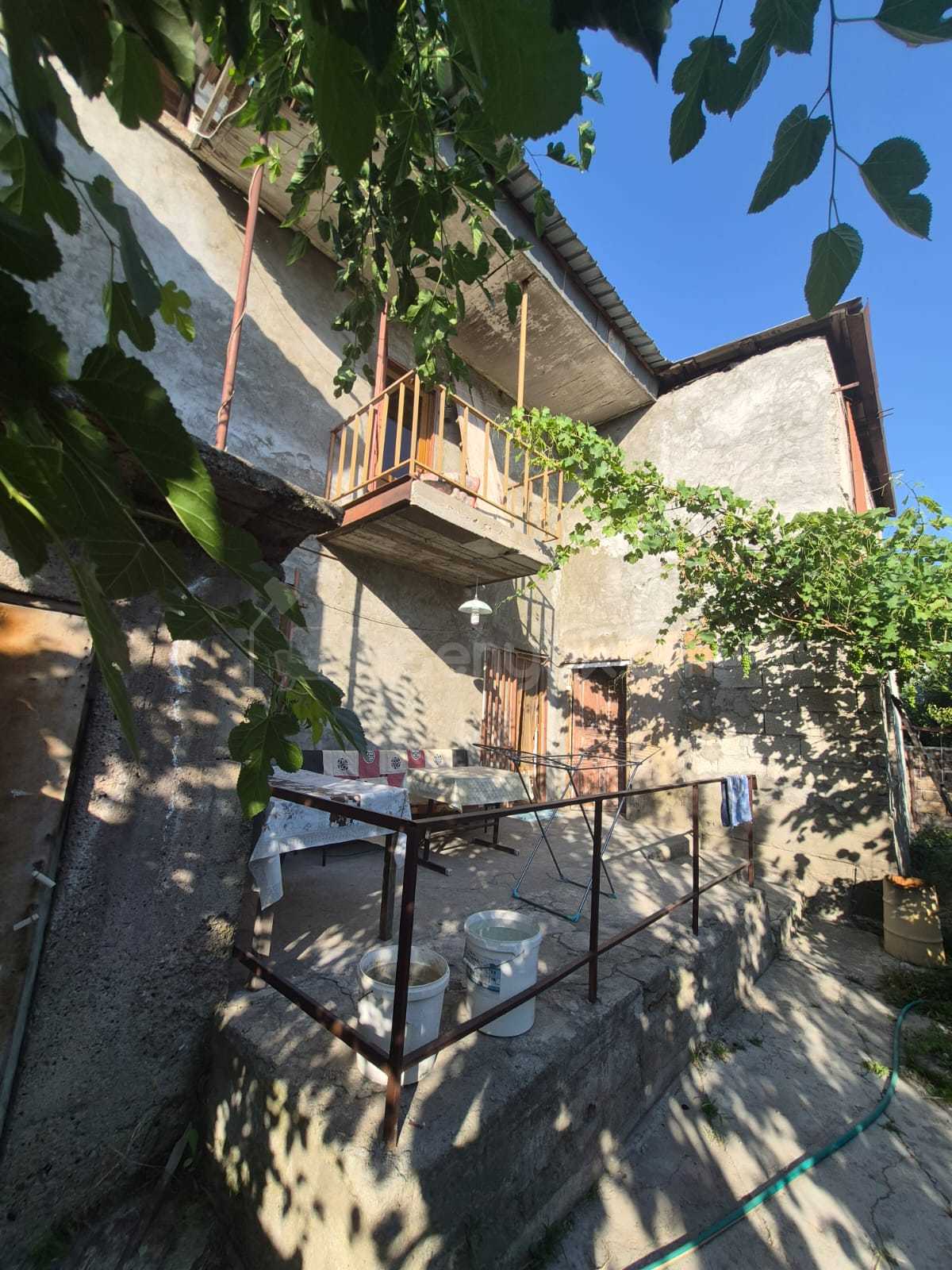 4 Սենյականոց Սեփական Տուն, 180քմ, Նորմալ Վիճակում, Ավտոտնակով