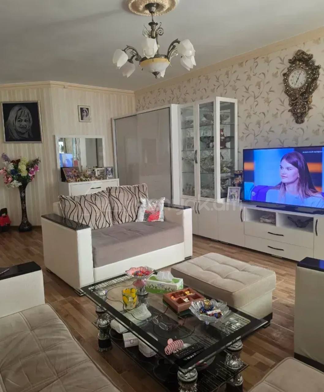 2 Սենյականոց Բնակարան Քարե Շենքում, 70քմ, 6/7 հարկ, Կապիտալ Վերանորոգված, Կահավորված