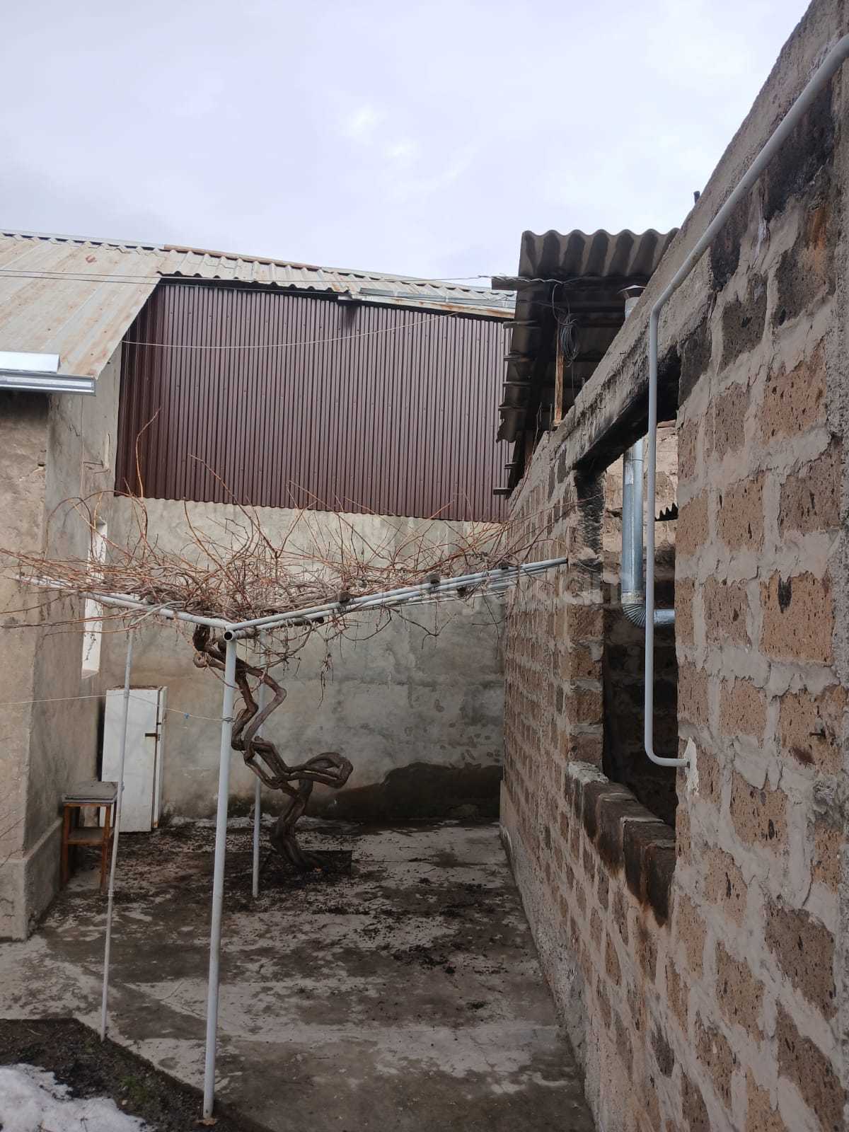 Բնակելի Նշանակության Հողատարածք, 255քմ, Խմելու Ջրով, Էլեկտրականությամբ, Պարսպապատ