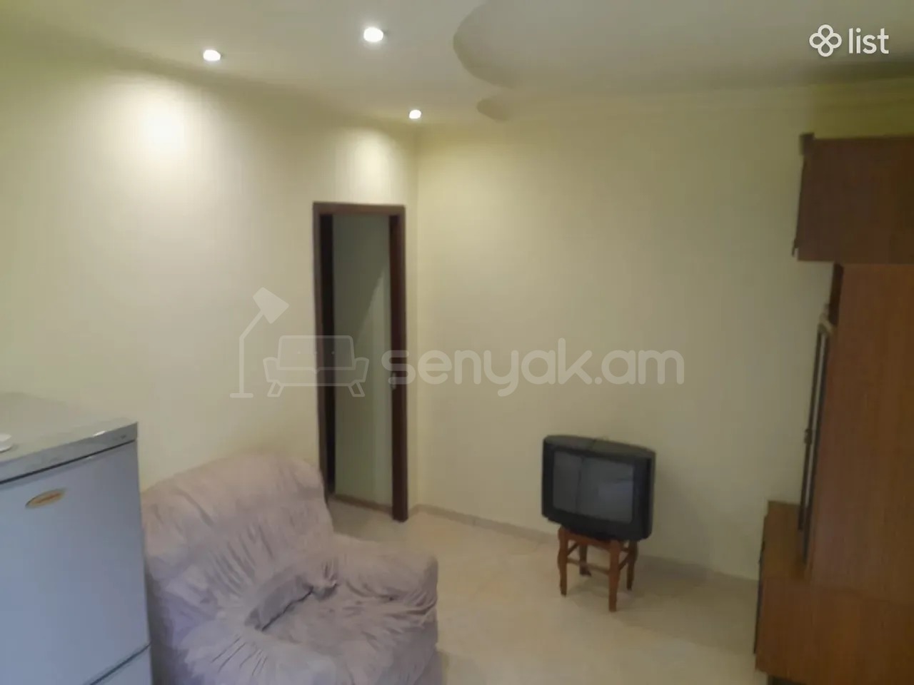 1 Սենյականոց Բնակարան Քարե Շենքում, 45քմ, 1/1 հարկ, Կապիտալ Վերանորոգված, Կահավորված, Արևկող
