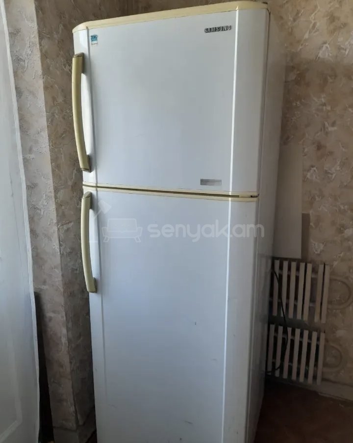 1 Սենյականոց Բնակարան Քարե Շենքում, 34քմ, 2/4 հարկ, Նորմալ Վիճակում, Կահավորված, Արևկող