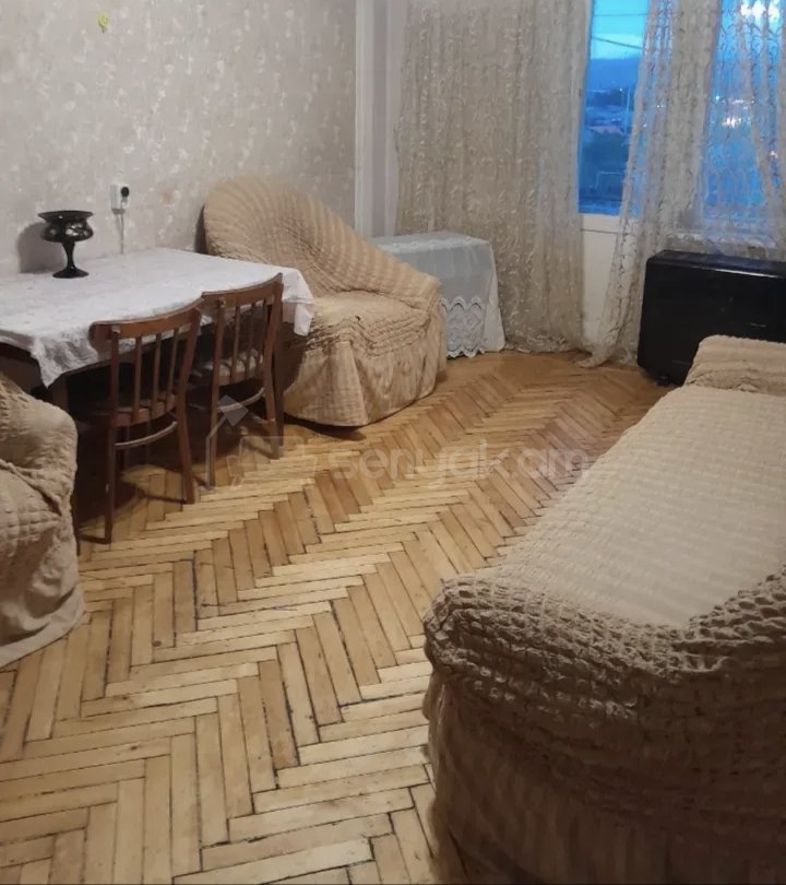 2 Սենյականոց Բնակարան Քարե Շենքում, 56քմ, 2/5 հարկ, Նորմալ Վիճակում, Կահավորված