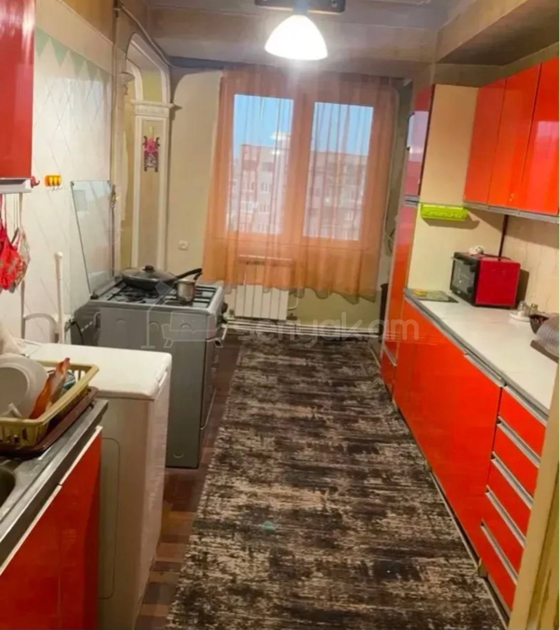 3 Սենյականոց Բնակարան, 81քմ, 9/14 հարկ, Պետական Վիճակում