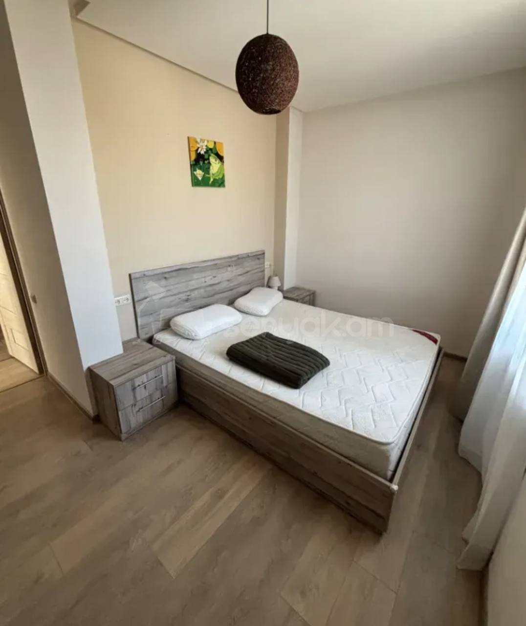 2 Սենյականոց Բնակարան Քարե Շենքում, 49քմ, 5/5 հարկ, Կապիտալ Վերանորոգված, Կահավորված