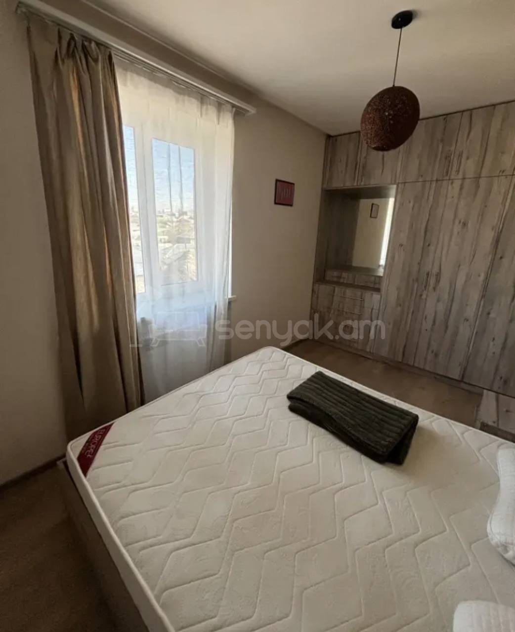 2 Սենյականոց Բնակարան Քարե Շենքում, 49քմ, 5/5 հարկ, Կապիտալ Վերանորոգված, Կահավորված