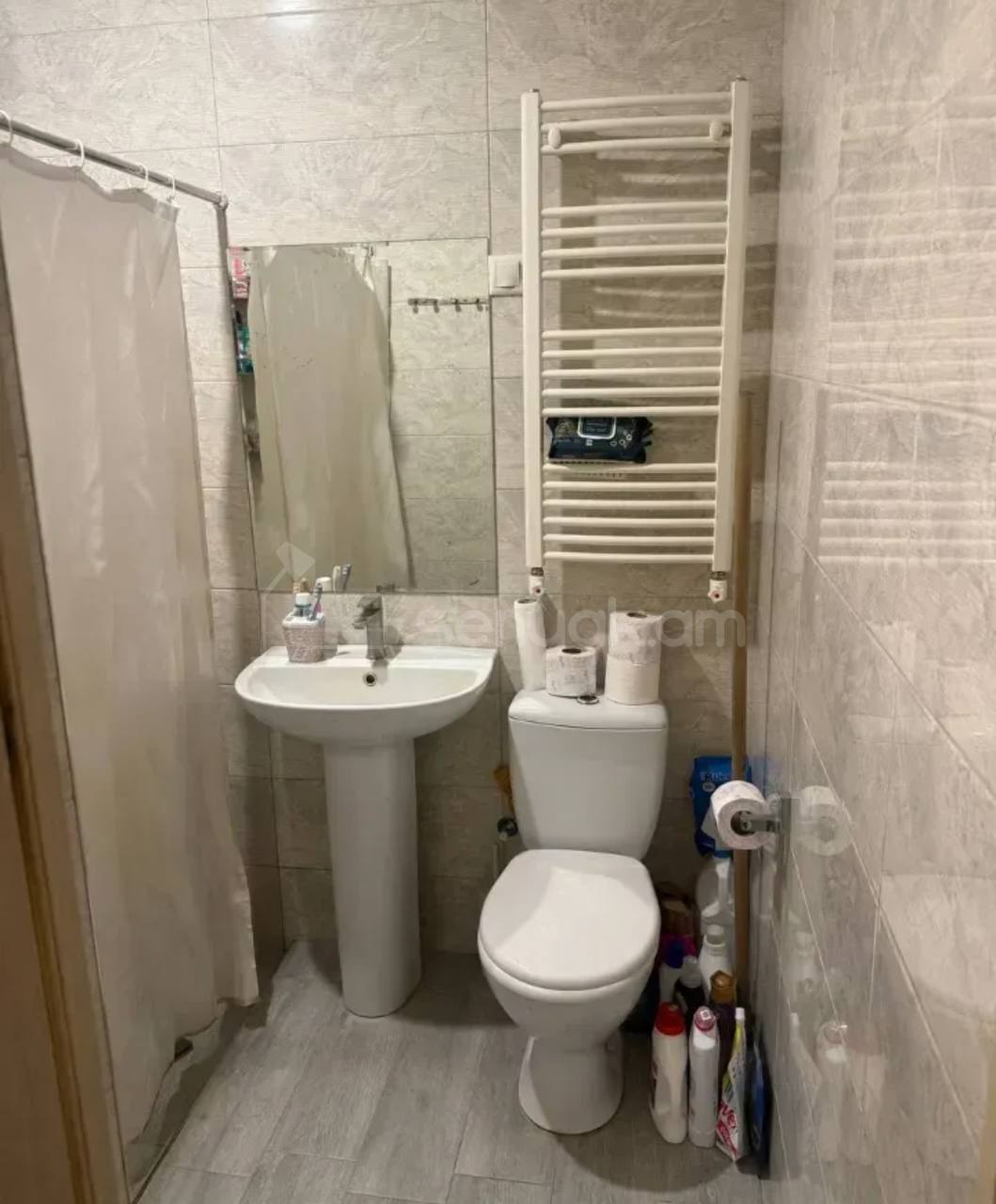 2 Սենյականոց Բնակարան Քարե Շենքում, 43քմ, 1/5 հարկ, Կապիտալ Վերանորոգված, Կահավորված