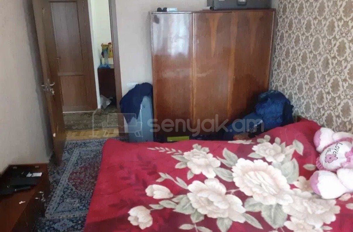 3 Սենյականոց Բնակարան, 74քմ, 1/9 հարկ, Նորմալ Վիճակում, Կահավորված