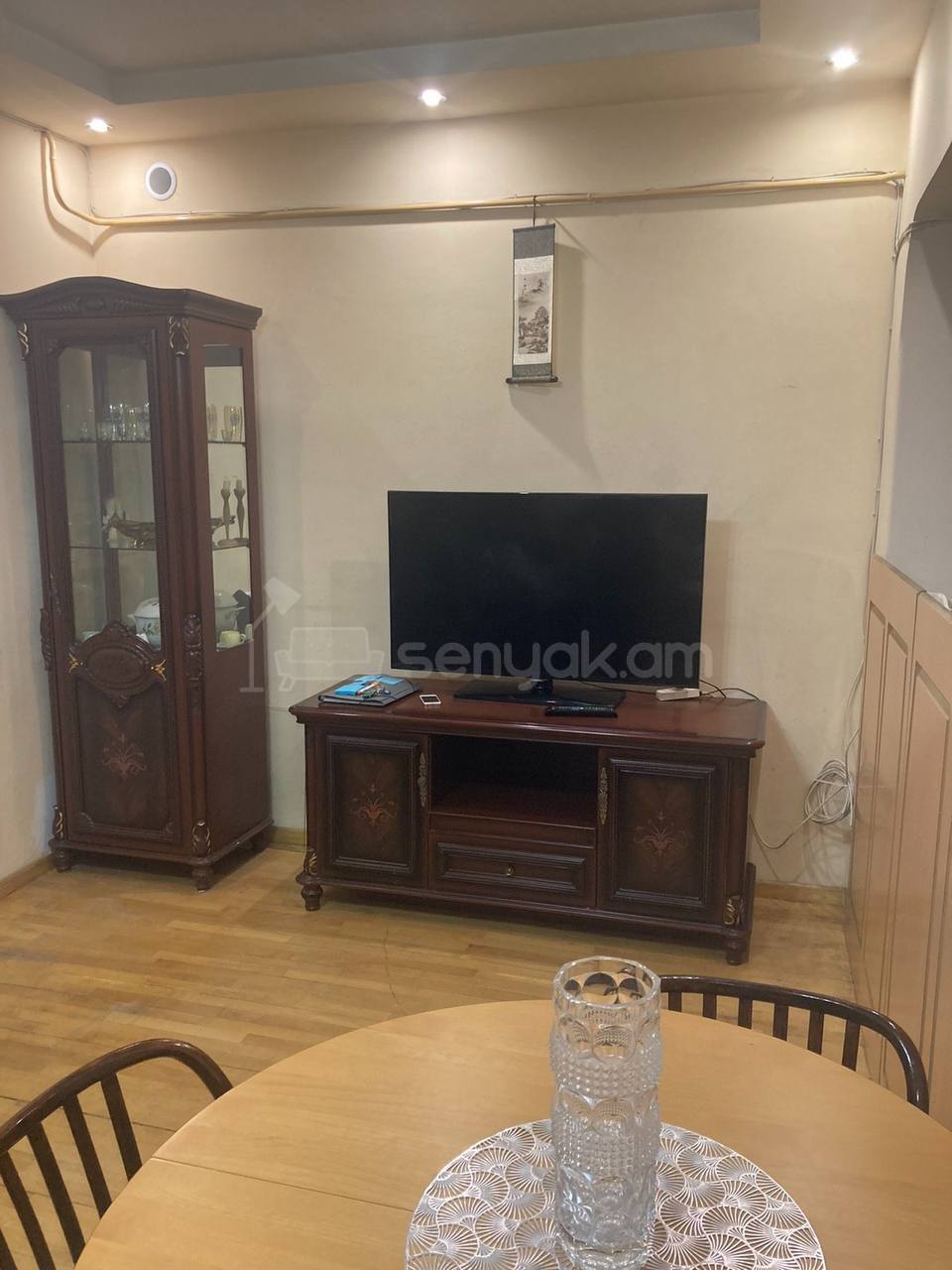 1 Սենյականոց Բնակարան Քարե Շենքում, 50քմ, 4/6 հարկ, Կոսմետիկ Վերանորոգված, Կահավորված