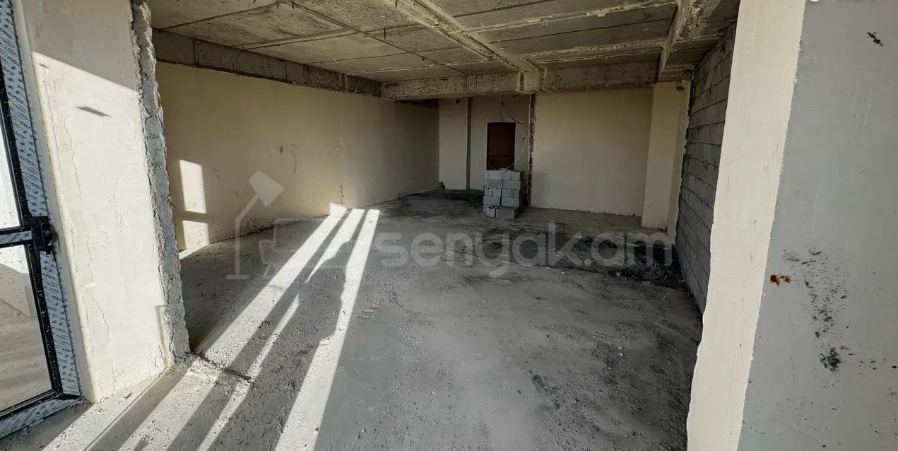 2 Սենյականոց Բնակարան, 73քմ, 8/13 հարկ, Զրոյական Վիճակում