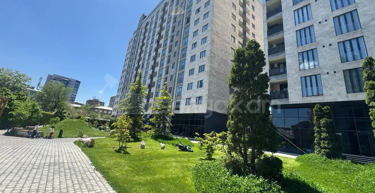 2 Սենյականոց Բնակարան, 73քմ, 8/13 հարկ, Զրոյական Վիճակում