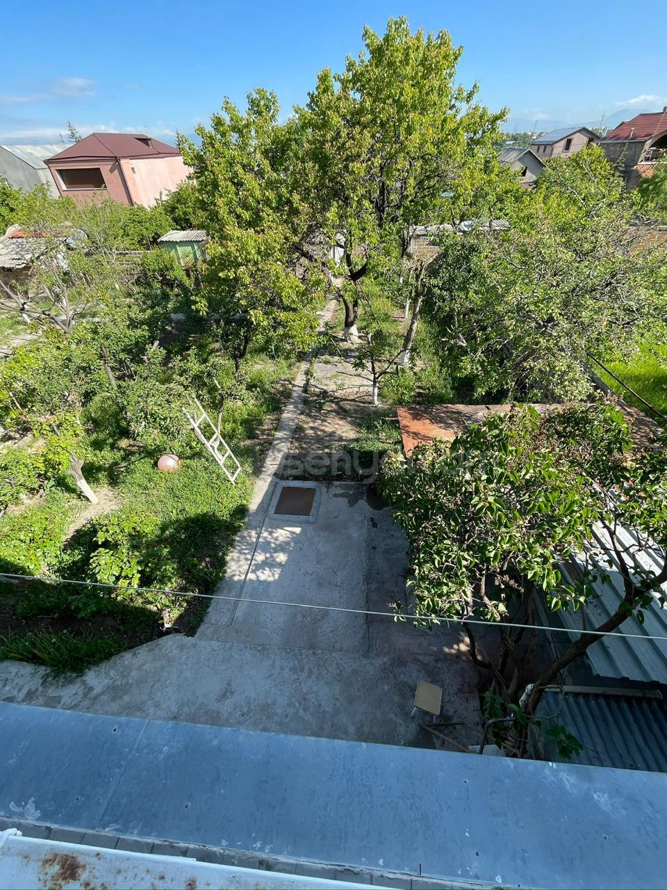 5 Սենյականոց Ամառանոց, 145քմ, Ավտոտնակով