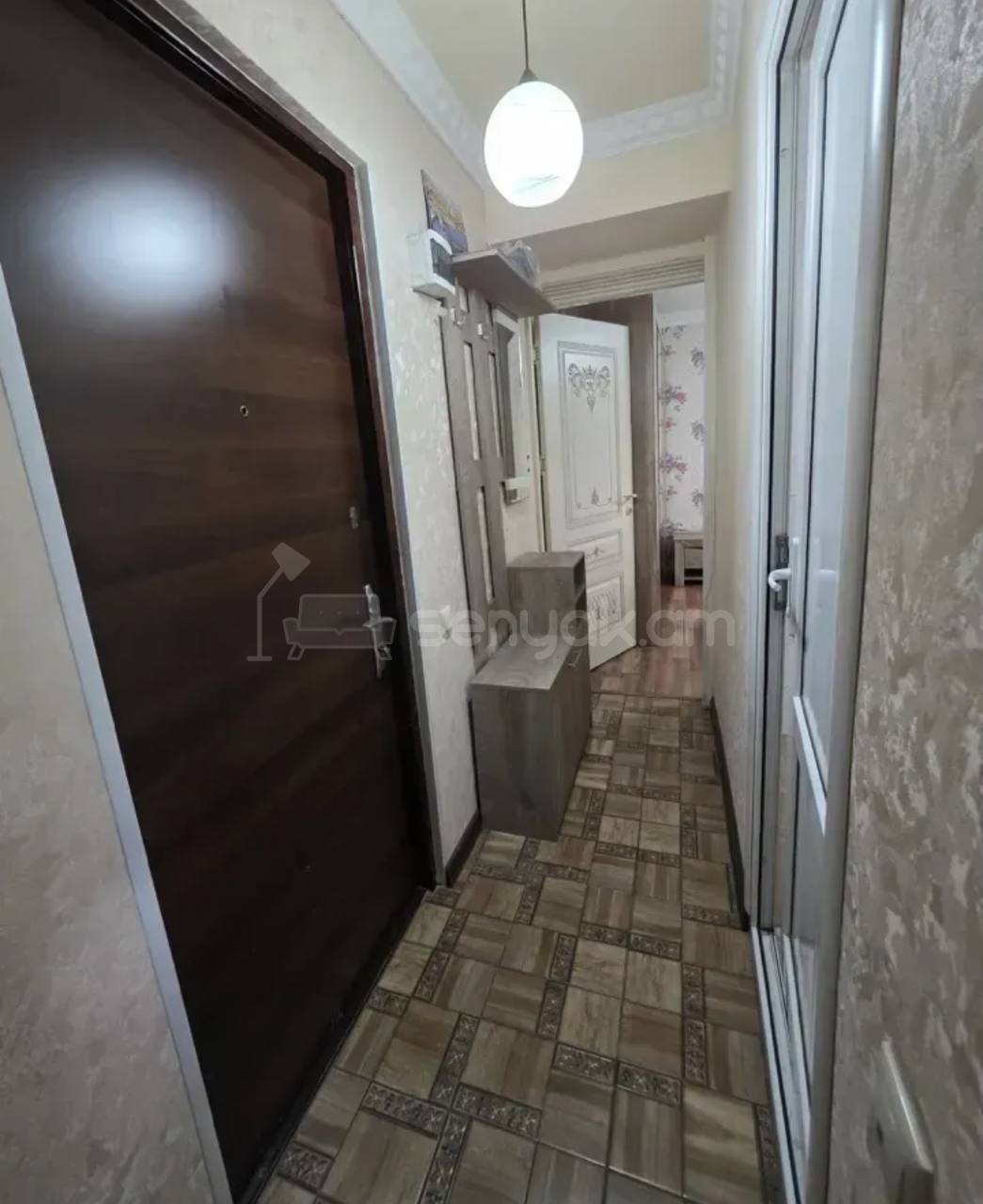 2 Սենյականոց Բնակարան Քարե Շենքում, 47քմ, 3/4 հարկ, Կապիտալ Վերանորոգված, Կահավորված