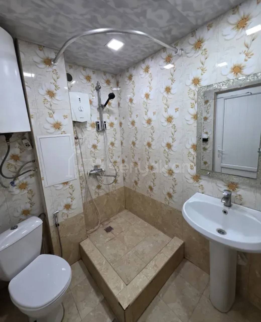 2 Սենյականոց Բնակարան Քարե Շենքում, 47քմ, 3/4 հարկ, Կապիտալ Վերանորոգված, Կահավորված