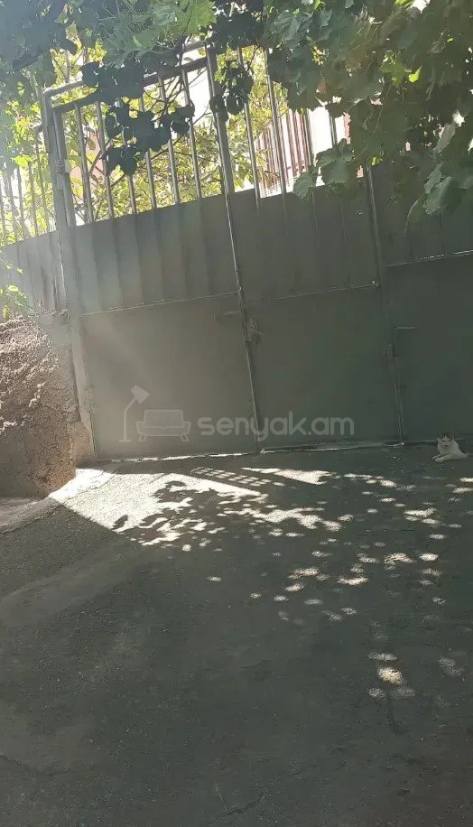 3 Սենյականոց Սեփական Տուն, 71քմ, Կոսմետիկ Վերանորոգված, Ավտոտնակով
