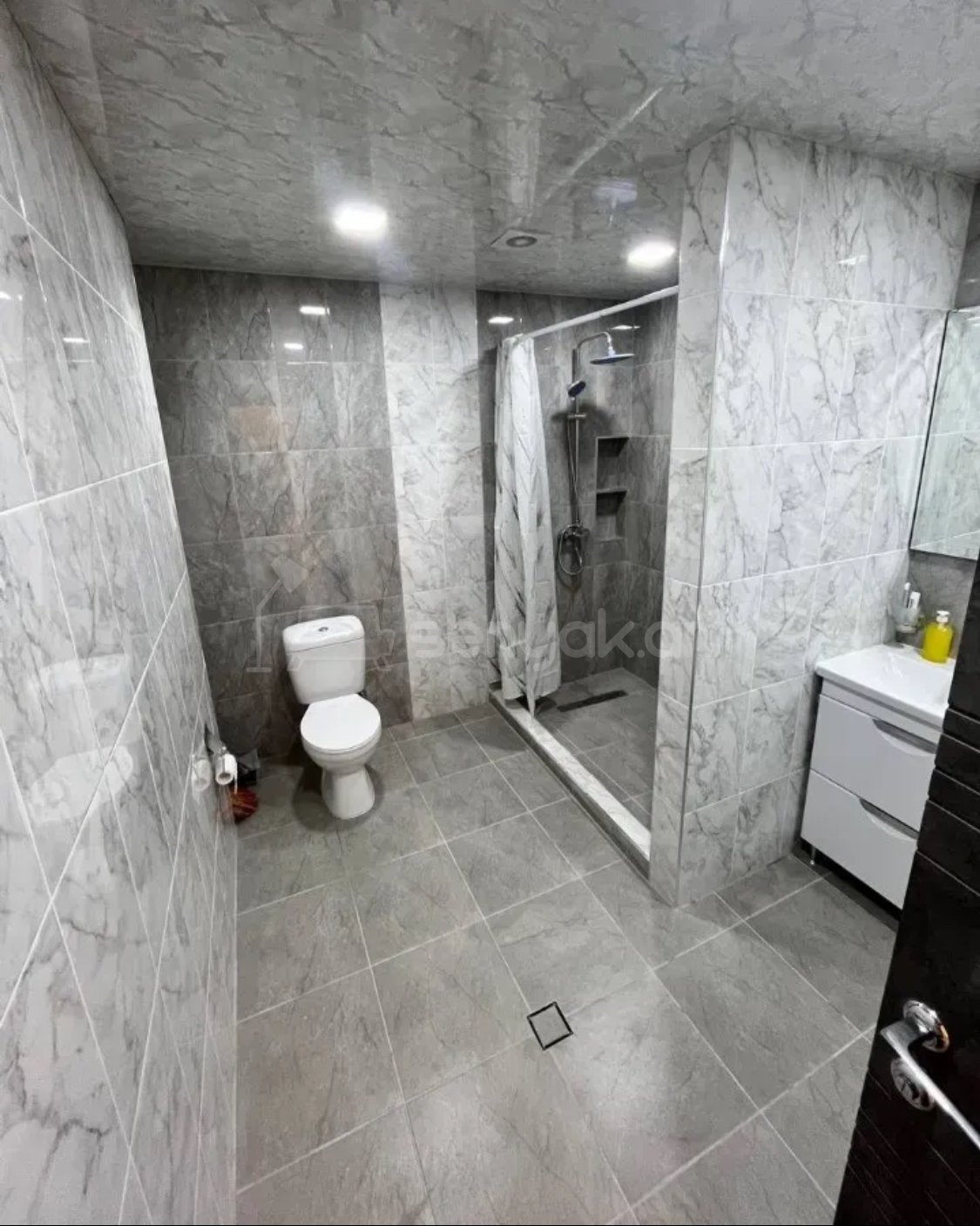 3 Սենյականոց Բնակարան Նորակառույցում, 73քմ, 13/16 հարկ, Կապիտալ Վերանորոգված, Կահավորված