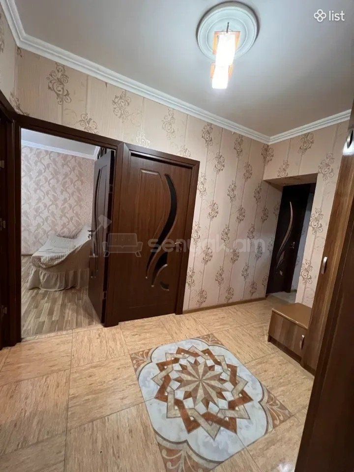 4 Սենյականոց Բնակարան Քարե Շենքում, 80քմ, 2/6 հարկ, Կոսմետիկ Վերանորոգված, Կահավորված, Արևկող