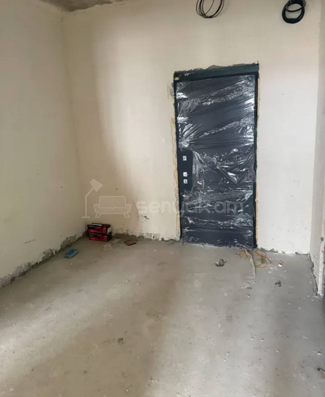 3 Սենյականոց Բնակարան, 84քմ, 14/18 հարկ, Զրոյական Վիճակում