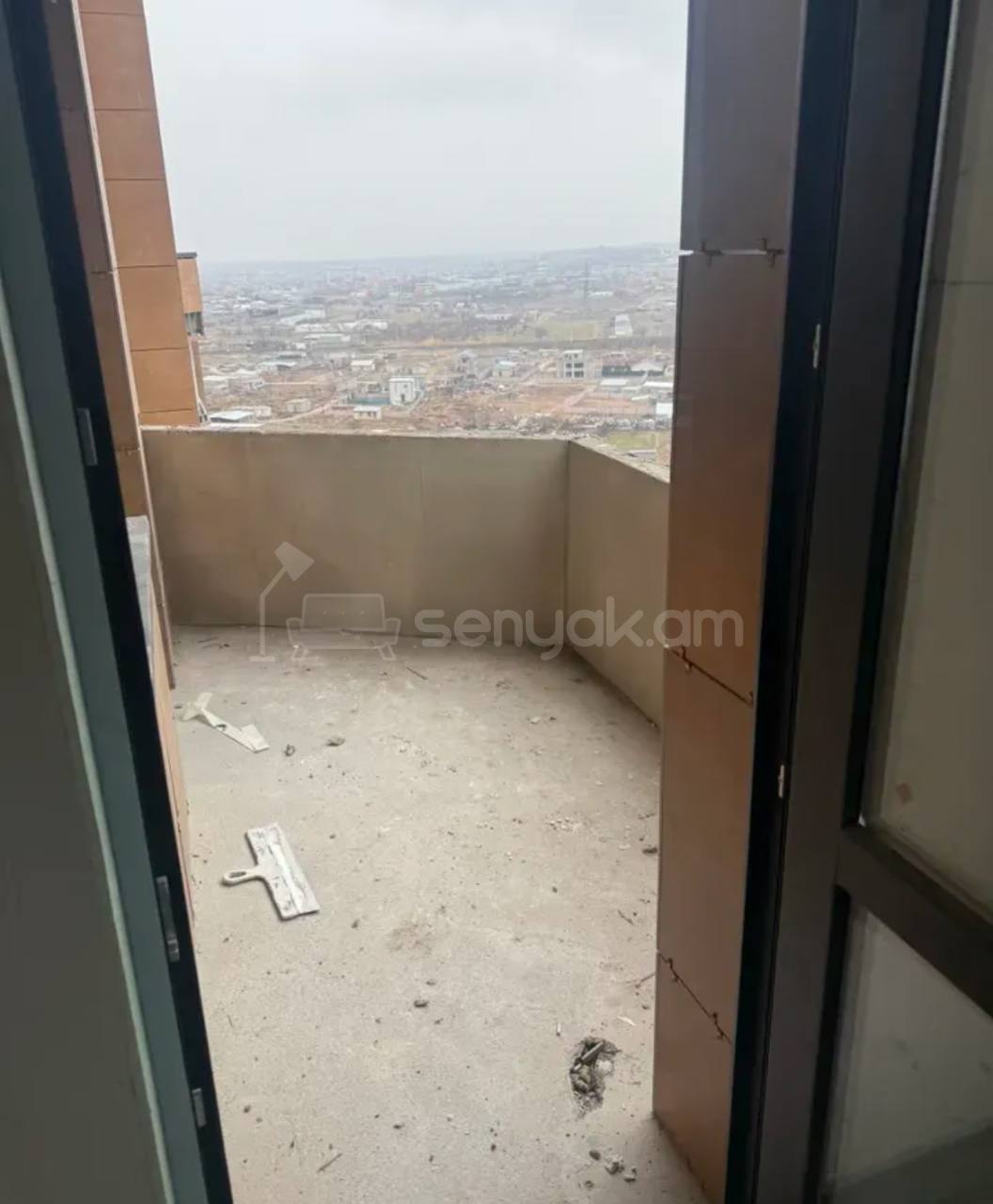 3 Սենյականոց Բնակարան, 84քմ, 14/18 հարկ, Զրոյական Վիճակում