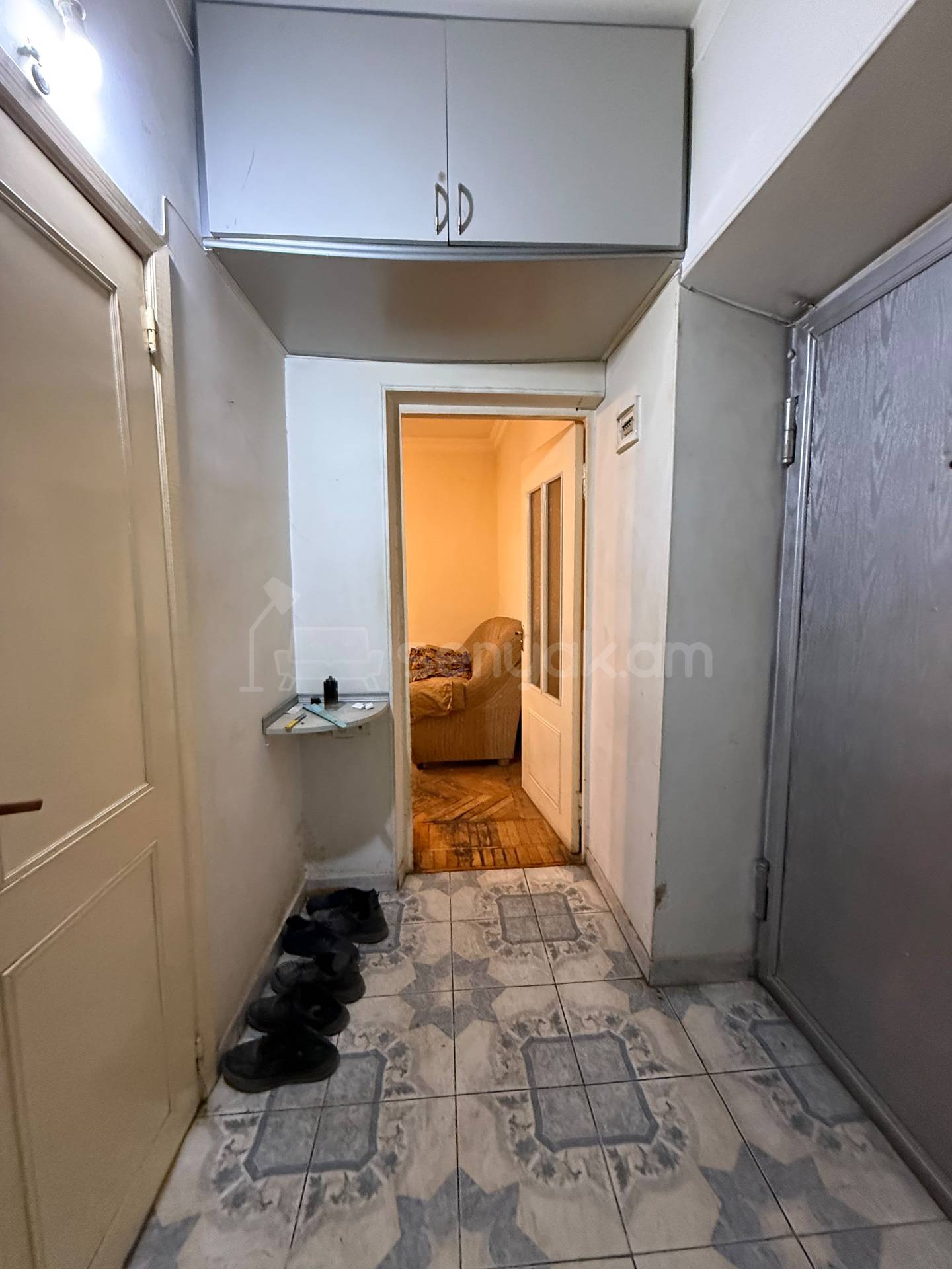2 Սենյականոց Բնակարան Քարե Շենքում, 63քմ, 2/5 հարկ, Նորմալ Վիճակում