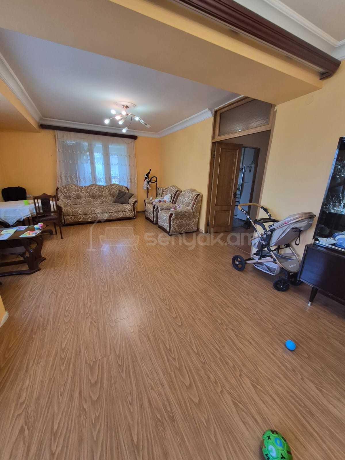 4 Սենյականոց Բնակարան, 96քմ, 4/14 հարկ, Կապիտալ Վերանորոգված