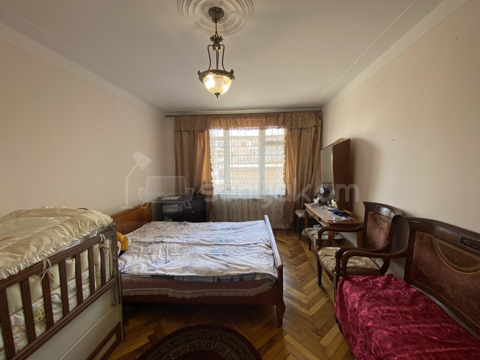3 Սենյականոց Բնակարան Քարե Շենքում, 70քմ, 1/5 հարկ, Կոսմետիկ Վերանորոգված, Կահավորված, Արևկող