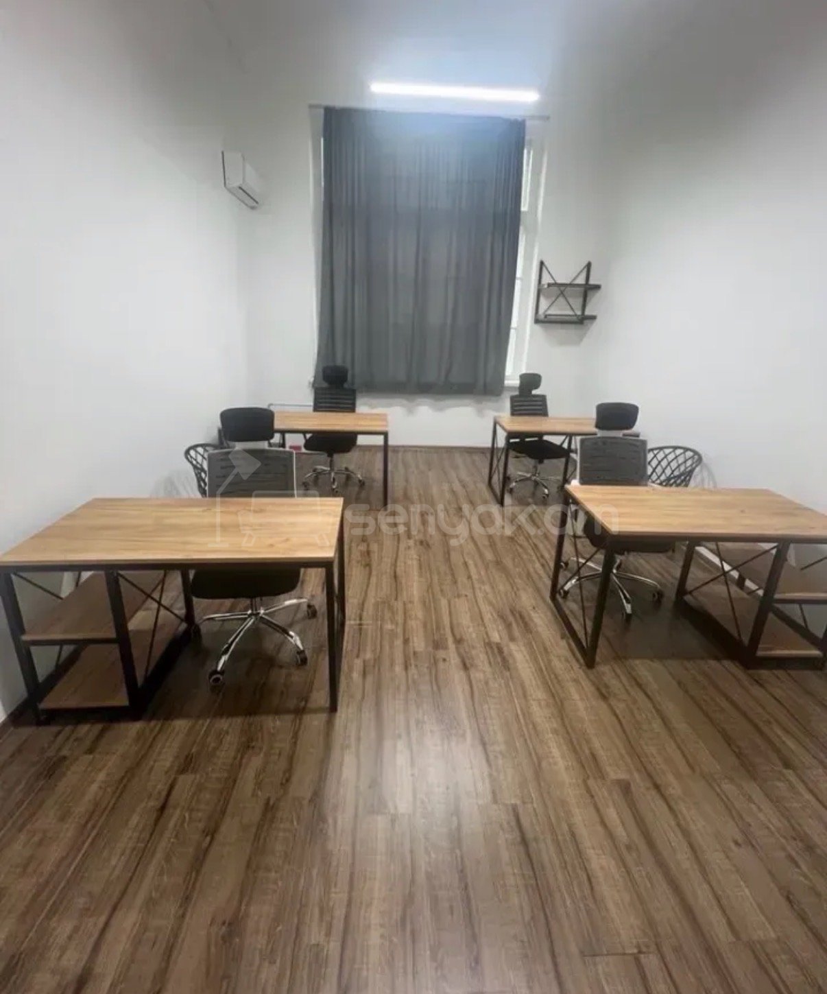 Օֆիսային Տարածք, 23քմ, Կապիտալ Վերանորոգված