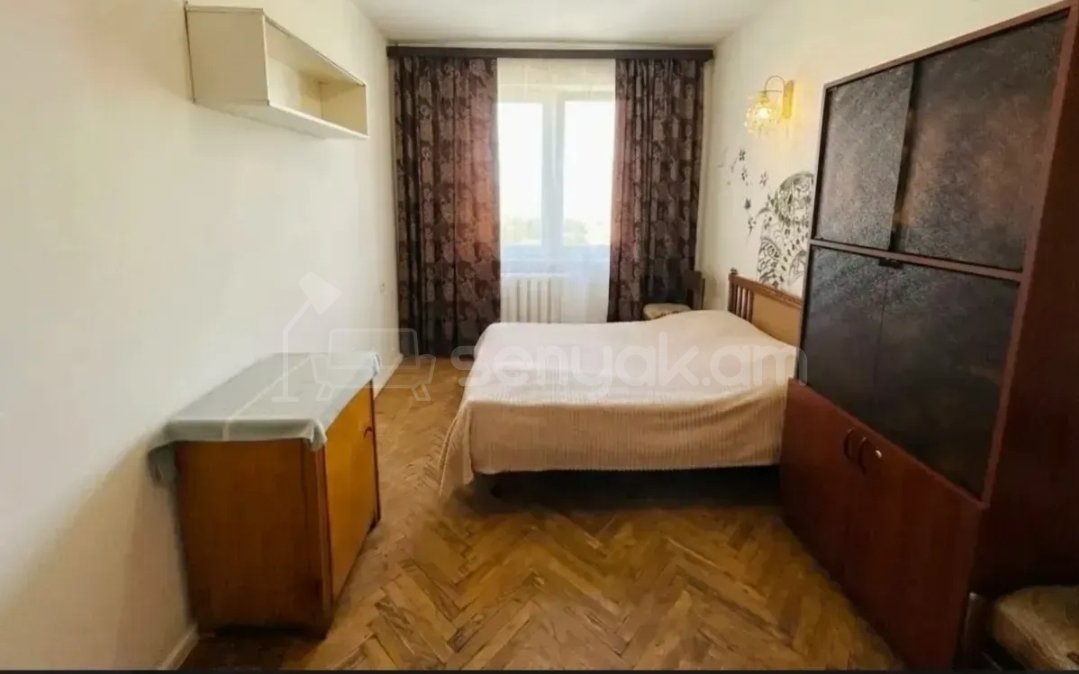 3 Սենյականոց Բնակարան, 80քմ, 9/9 հարկ, Պետական Վիճակում
